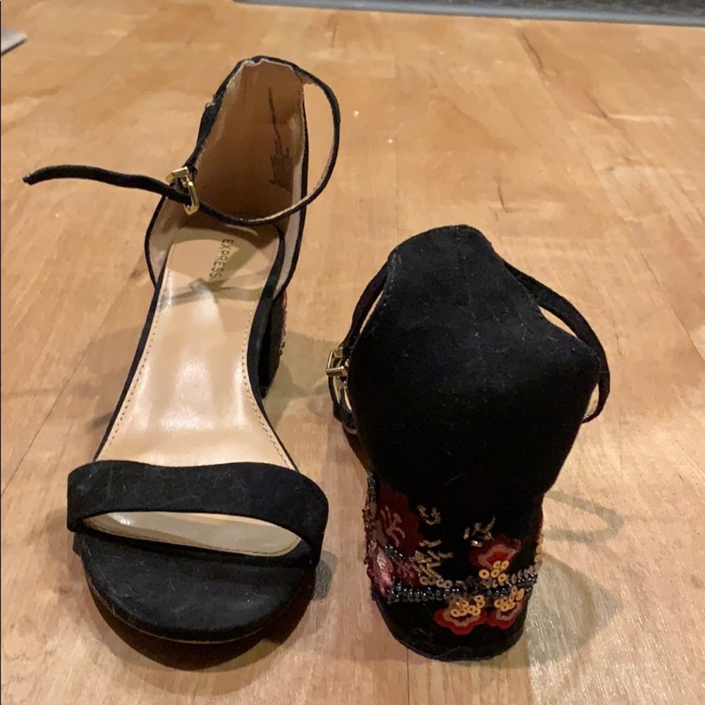 Express shoes